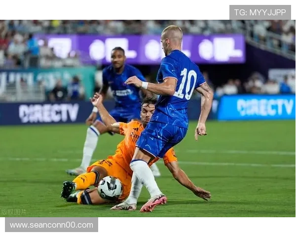 切尔西年轻阵容表现持续波动，稳定性承压对赛季走势形成制约