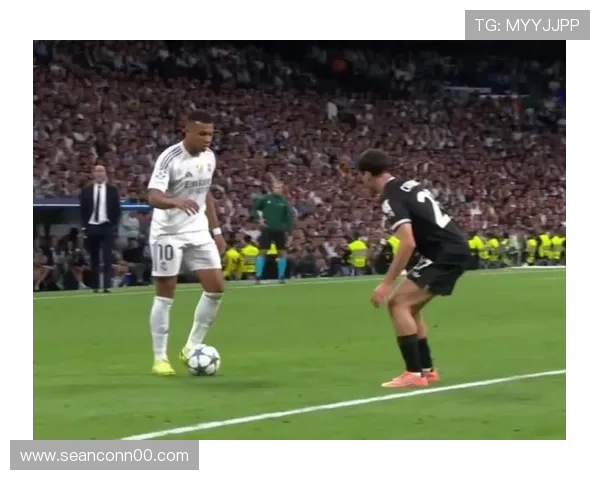 姆巴佩边路与中路表现对比:最佳战术定位解析 姆巴佩边路与中路表现对比:最佳战术定位解析